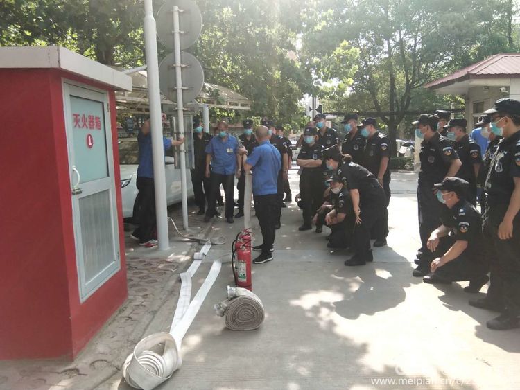 1592899606625372.jpg 1592899606625372.jpg