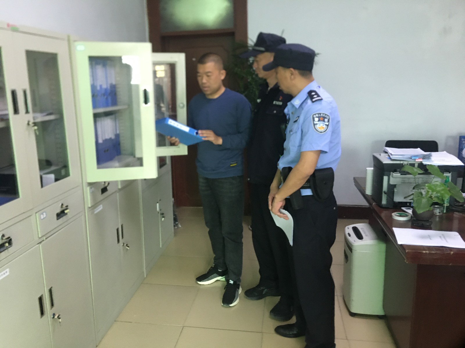 1683270936854793.jpg 3.jpg