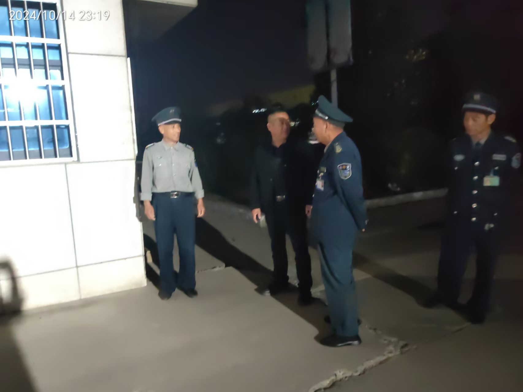 1729126013304801.jpg 1729126013304801.jpg